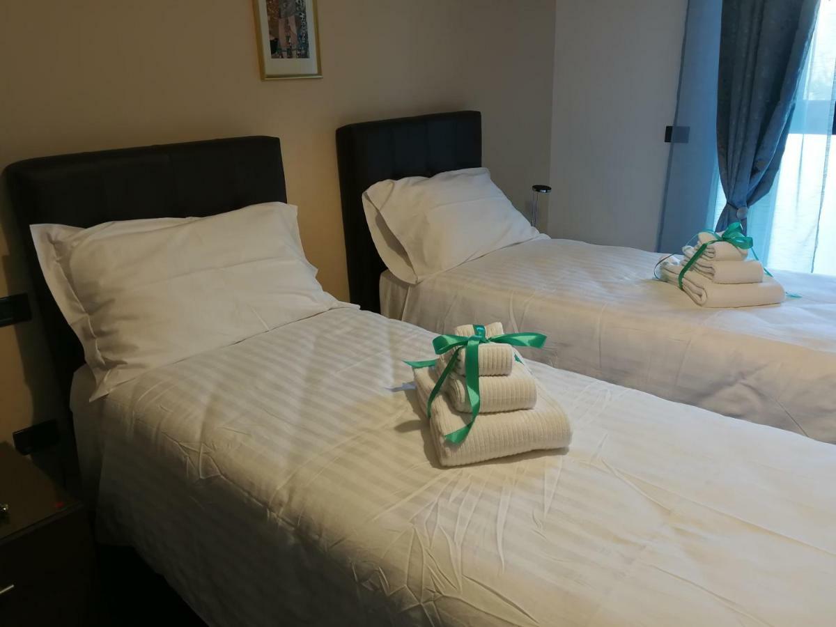 A Casa Di Sara Ermy Bed & Breakfast Bari Dış mekan fotoğraf