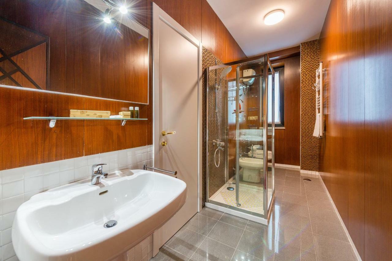 A Casa Di Sara Ermy Bed & Breakfast Bari Dış mekan fotoğraf