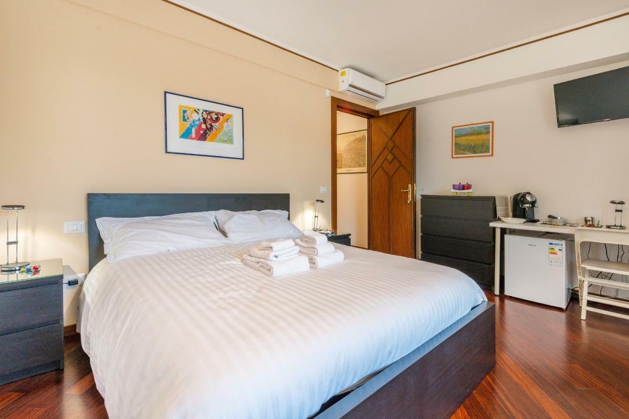 A Casa Di Sara Ermy Bed & Breakfast Bari Dış mekan fotoğraf